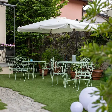 Maji - Historic With Pool & Parking, 100m From Ferry & Train Апартаменты *